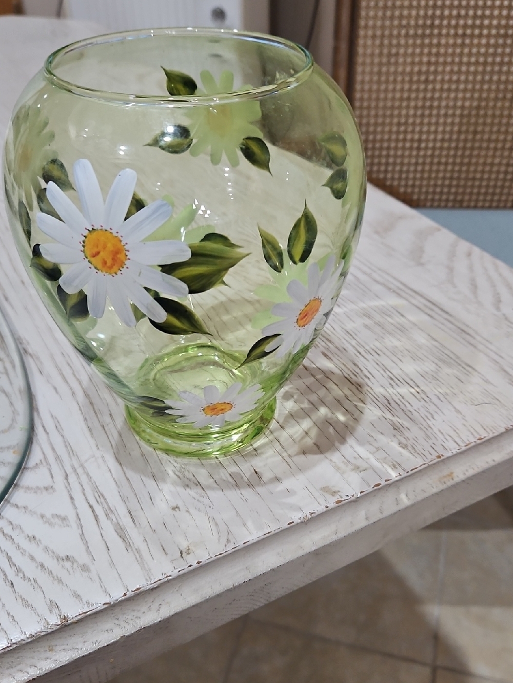 Daisy Vase By Teleflora Handpainted